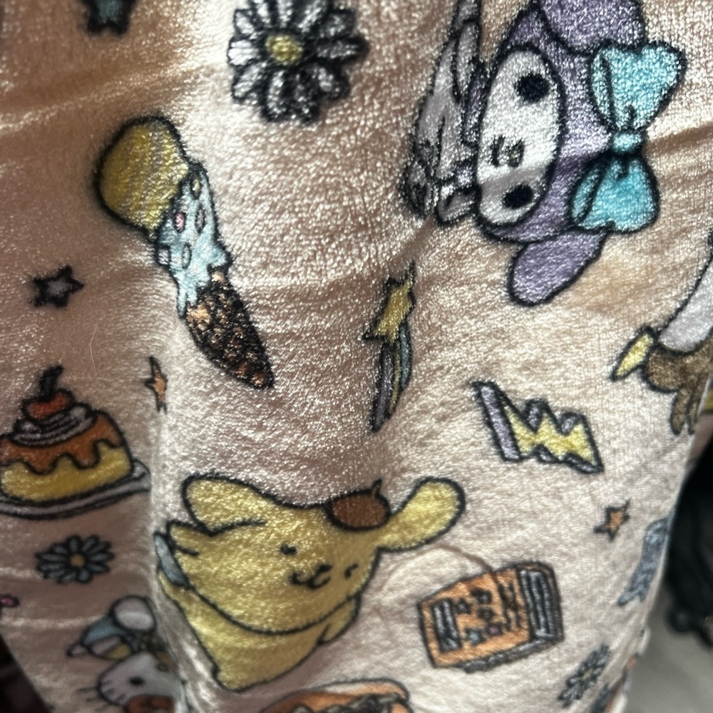 Brand new hello Kitty and friends cloud throw blanket.